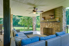 Spacious Hayesville Vacation Home with Private Pool!